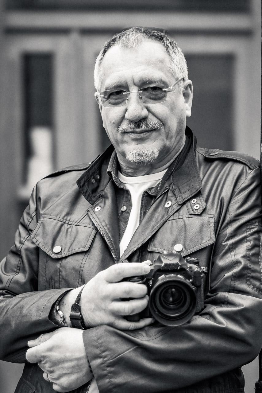 Portrait de Thierry Stentzel, photographe à Saint-Étienne